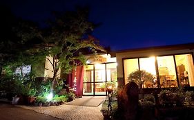 湯布院　山荘　吾亦紅